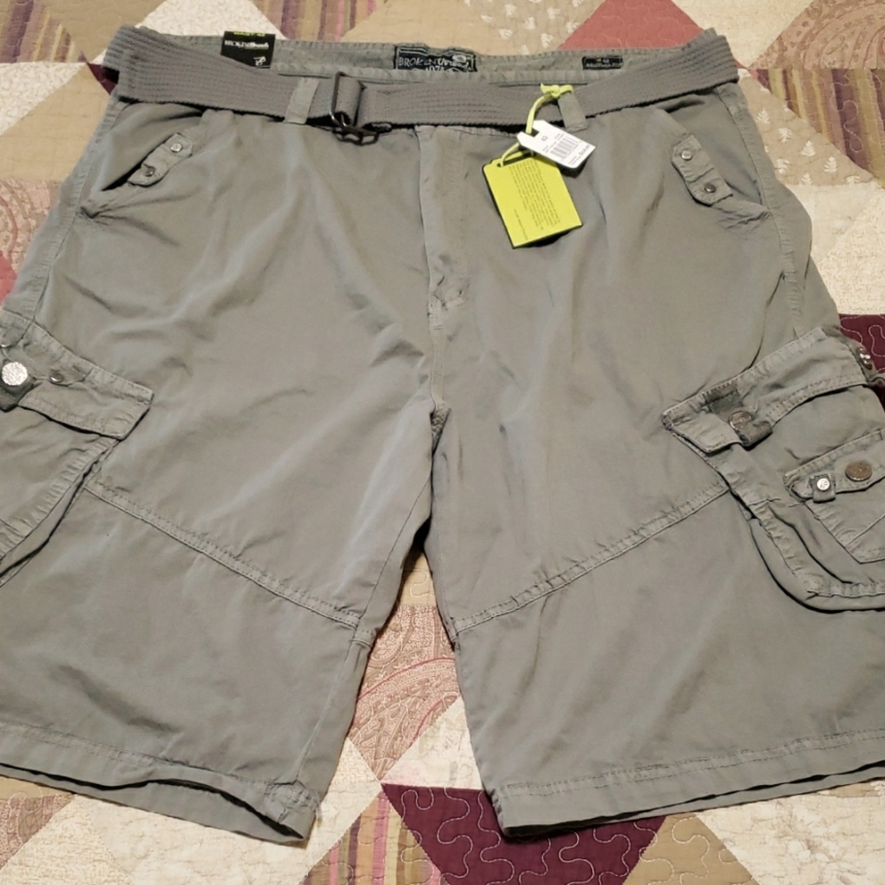 Webbed Belt Cargo Shorts 42